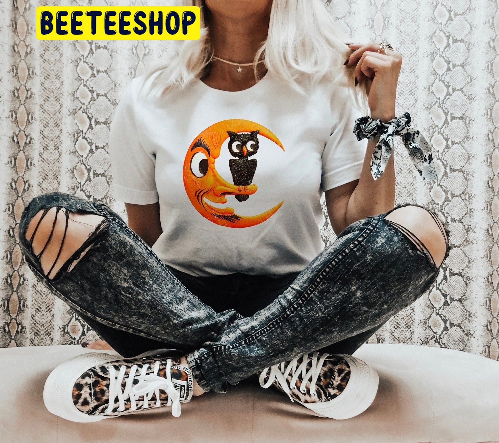 1950s Vintage Style Halloween Retro Owl And Moon Trending Unisex Shirt