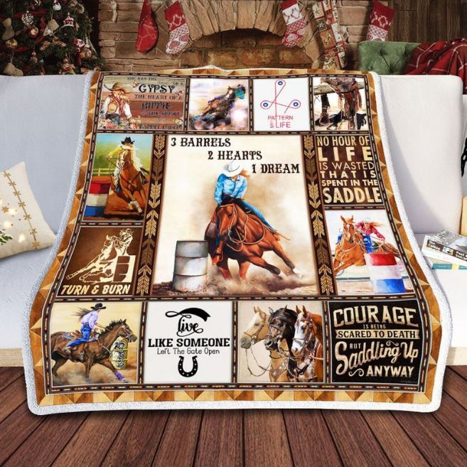 Barrel Racing 3 Barrels 2 Hearts 1 Dream Comfy Sofa Throw Blanket