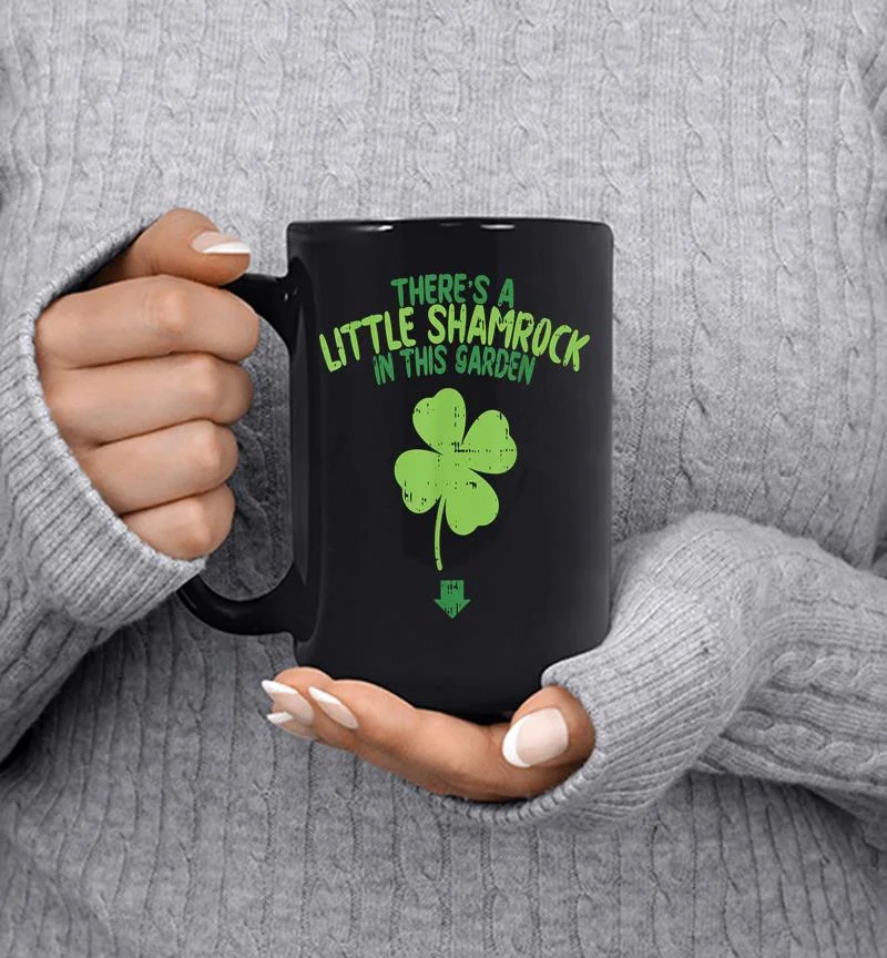 Cute St Patricks Day Pregnancy Announce Soon Mom Mug