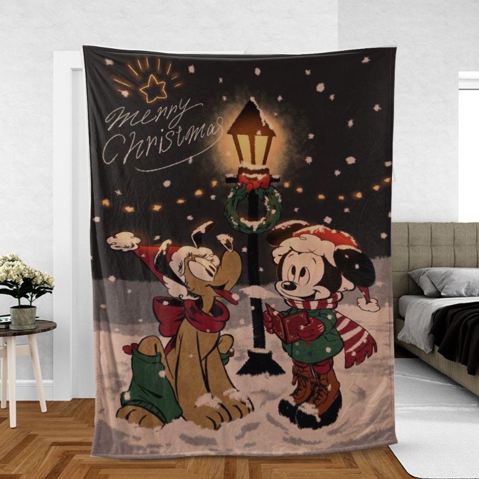 Disney Mickey And Pluto Merry Christmas Mickey And Pluto Comfy Sofa Throw Blanket