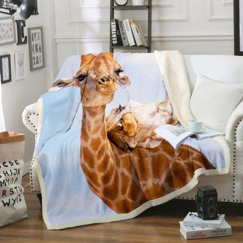 Giraffe Comfy Sofa Throw Blanket