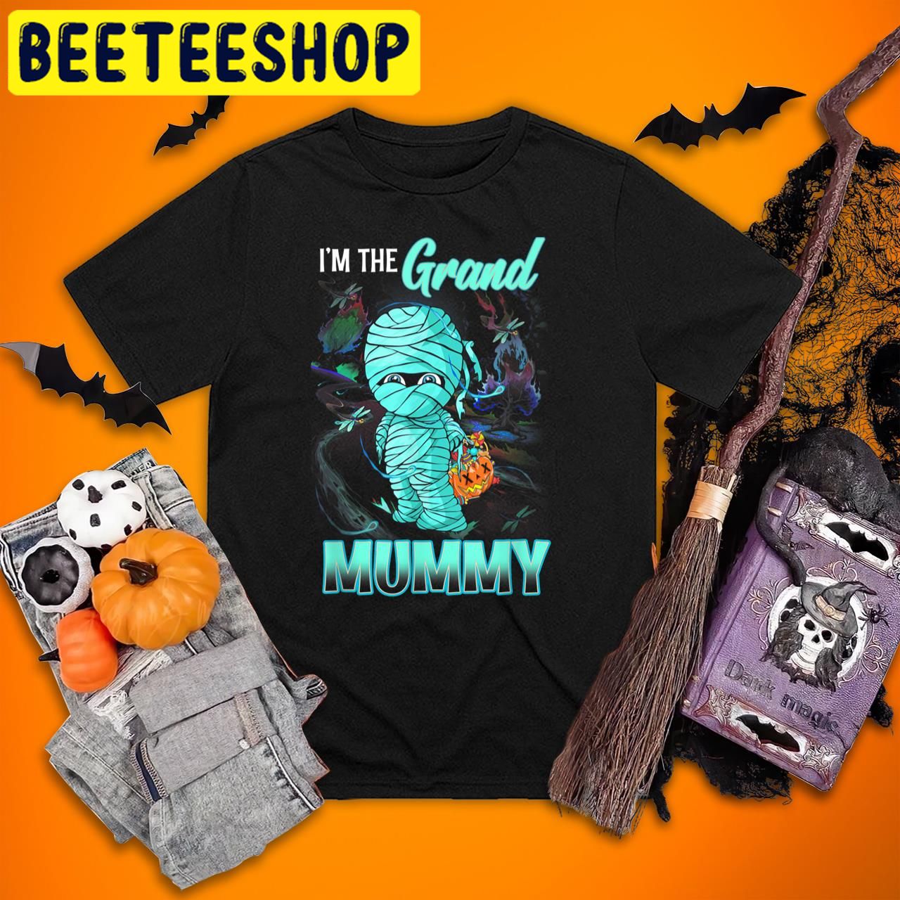 Grandma I’m The Grand Mummy Halloween Trending Unisex T-Shirt