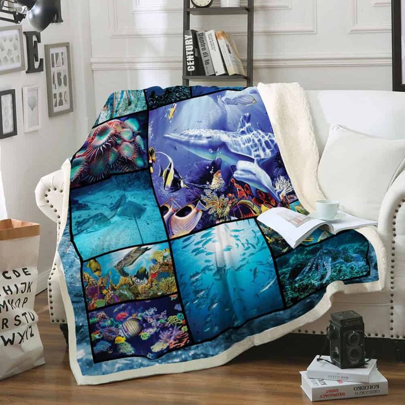 Marine Life Comfy Sofa Throw Blanket