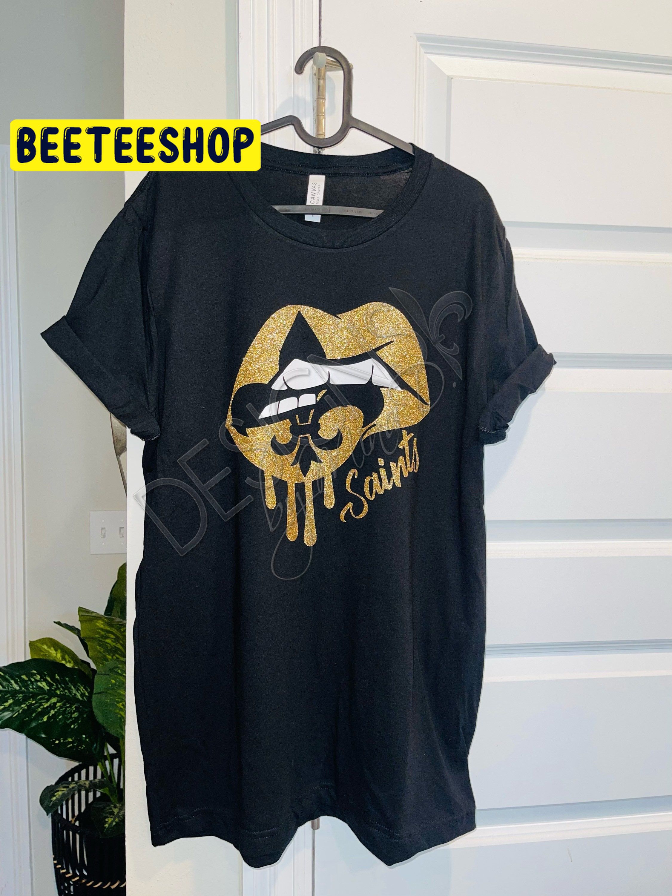 New Orleans Saints Lip Drip Trending Unisex Shirt