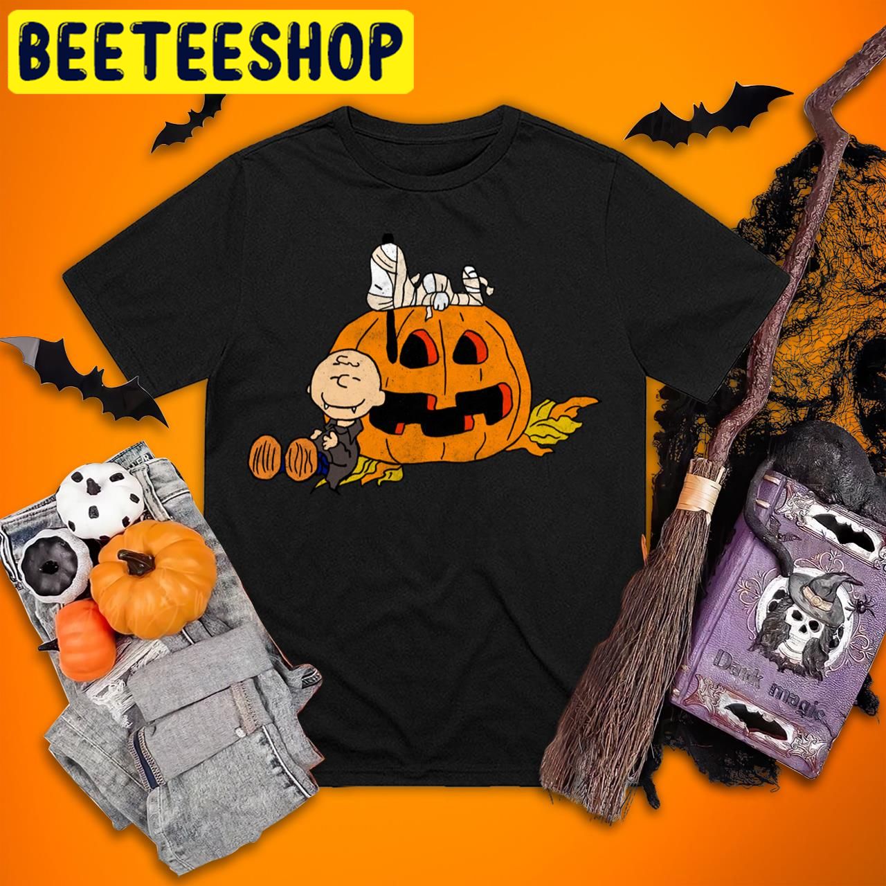 Peanuts Charlie Brown Halloween Trending Unisex T-Shirt