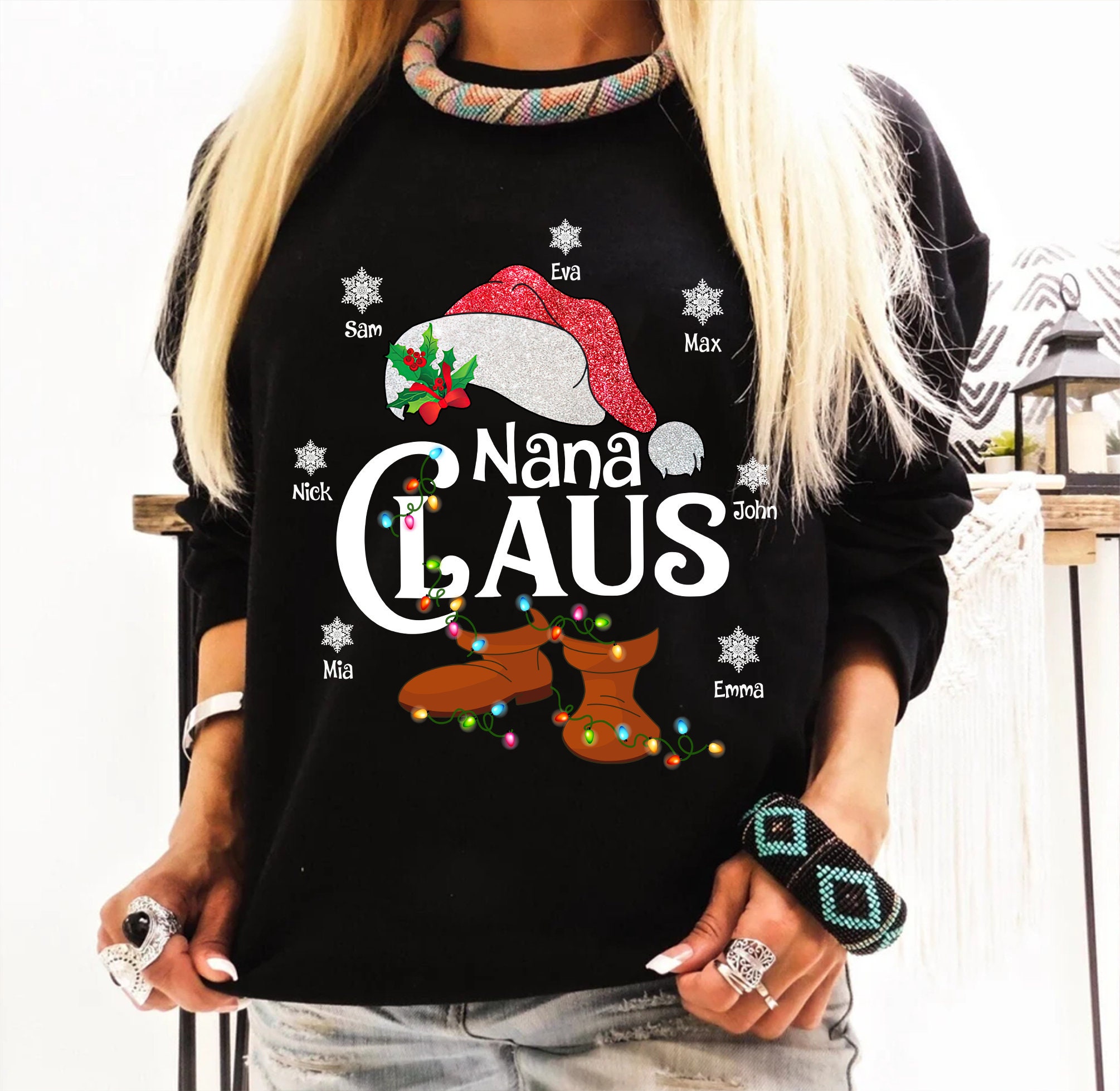 Personalized Nana Claus Christmas Gift for Mom Grandma Mimi Sweatshirt