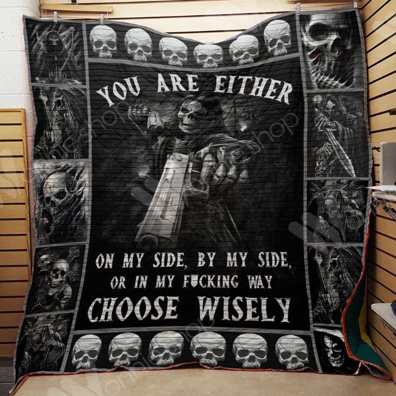 Skull With Gun You Are Either On My Side Quilt Blanket Great Customized Gifts For Birthday Christmas Thanksgiving Skull Lover