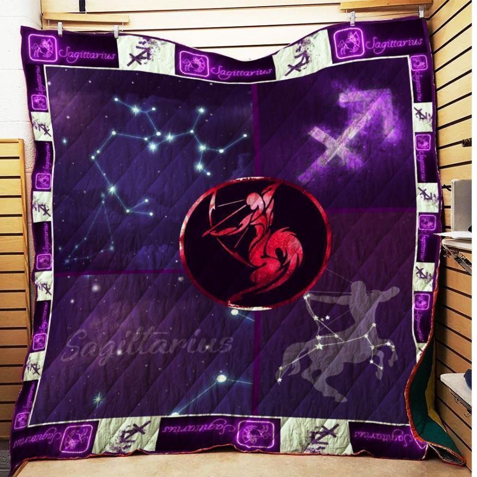 Star Sign Sagittarius Quilt Blanket