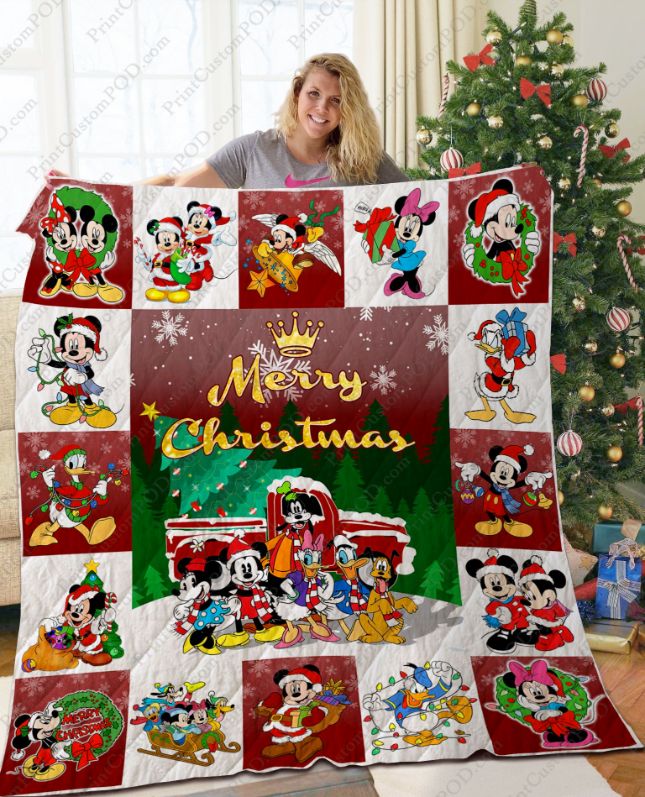 Ta – Mickey And Friends Christmas Quilt Blanket