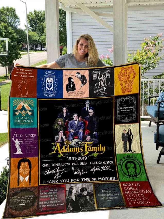 The Addams Family All Season Plus Size Quilt Blanket