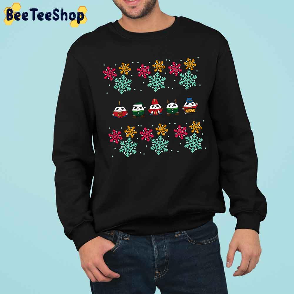 Cute Panda Christmas Is Coming Trending Unisex Sweatshirt