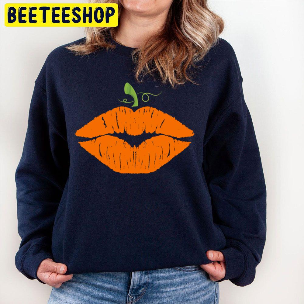 Lantern Pumpkin Lips Funny Kiss Lips Halloween Trending Unisex Sweatshirt