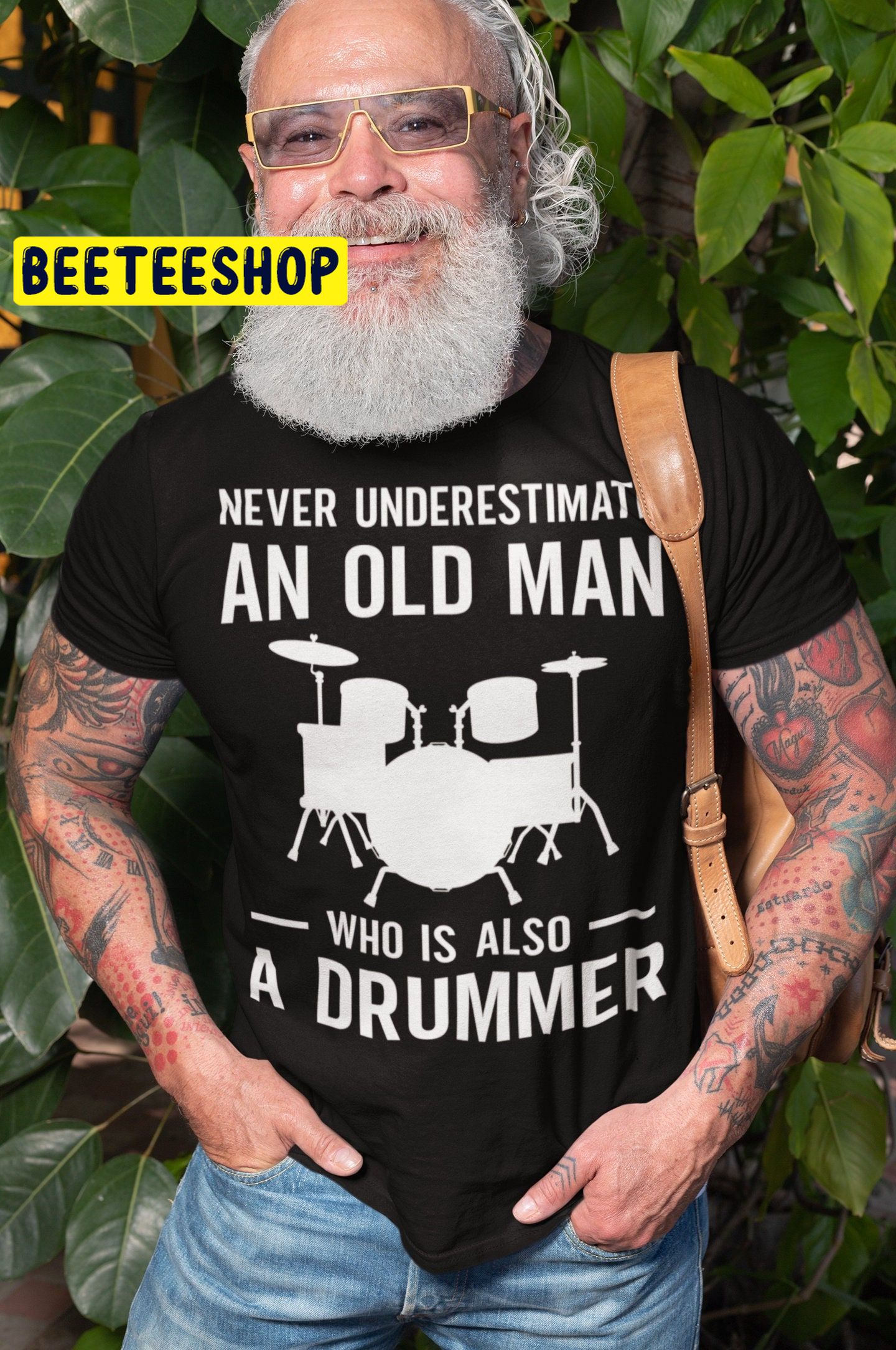 Never Underestimate An Old Man Who Is Also A Drummer Trending Unisex T-Shirt