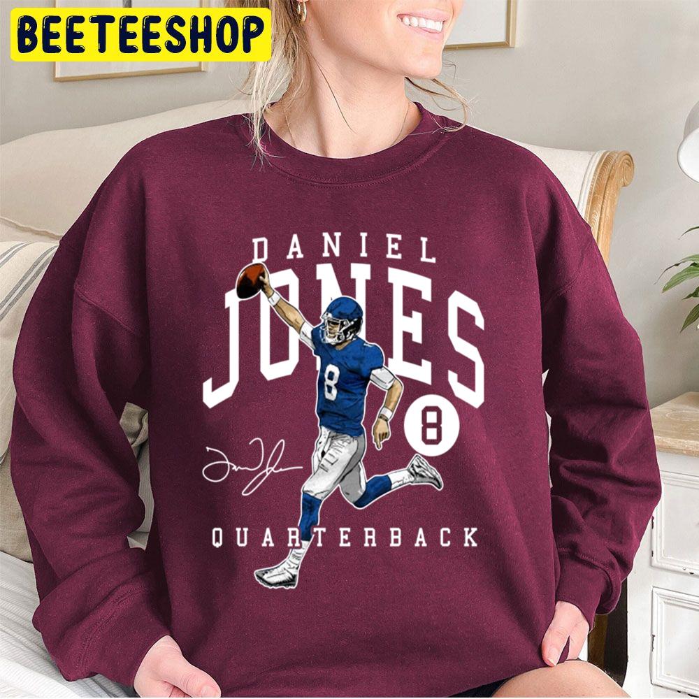 Quaterback Daniel Jones Signature Football Player Trending Unisex Sweatshirt