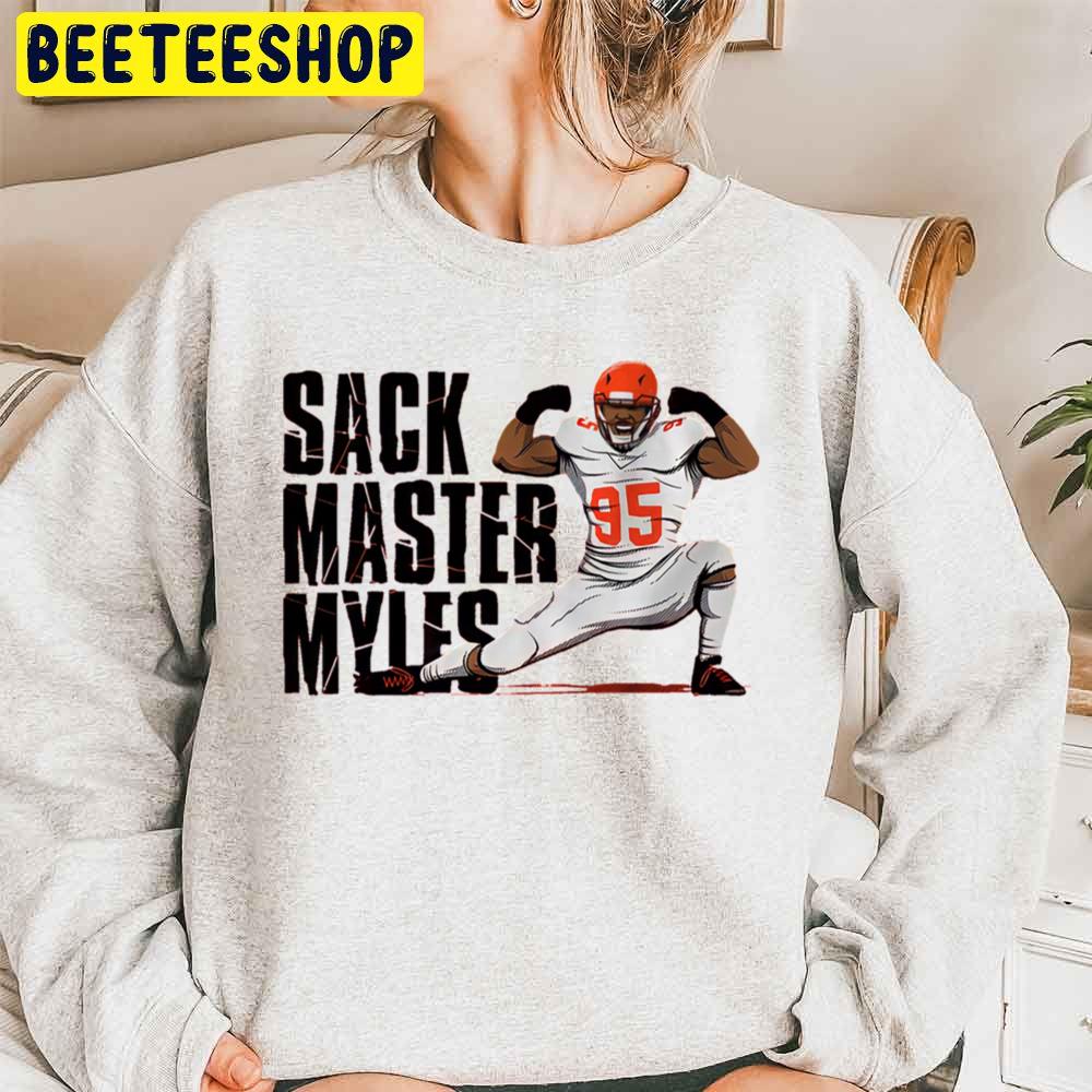 Sack Master Myles Football Player Trending Unisex Sweatshirt