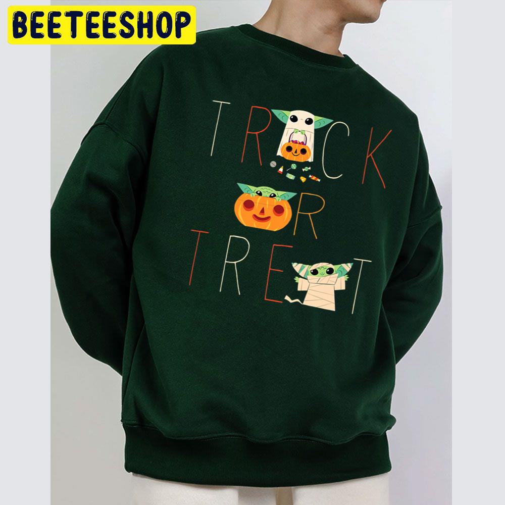 The Mandal Trick Or Treat Yoda And Pumpkin Halloween Unisex Sweatshirt