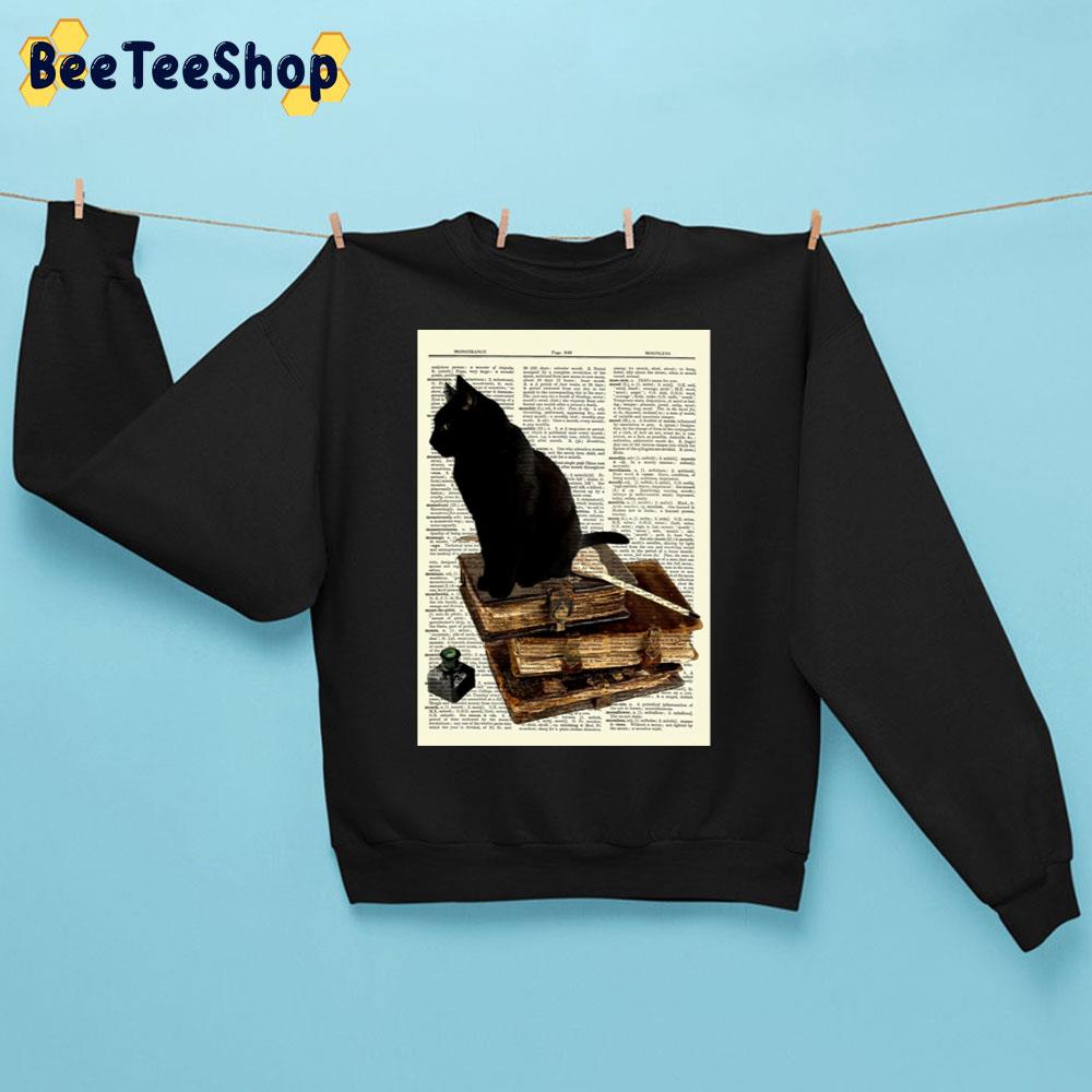 Black Cat Vintage Books Dictionary Curious Picture Old Book Trending Unisex Sweatshirt