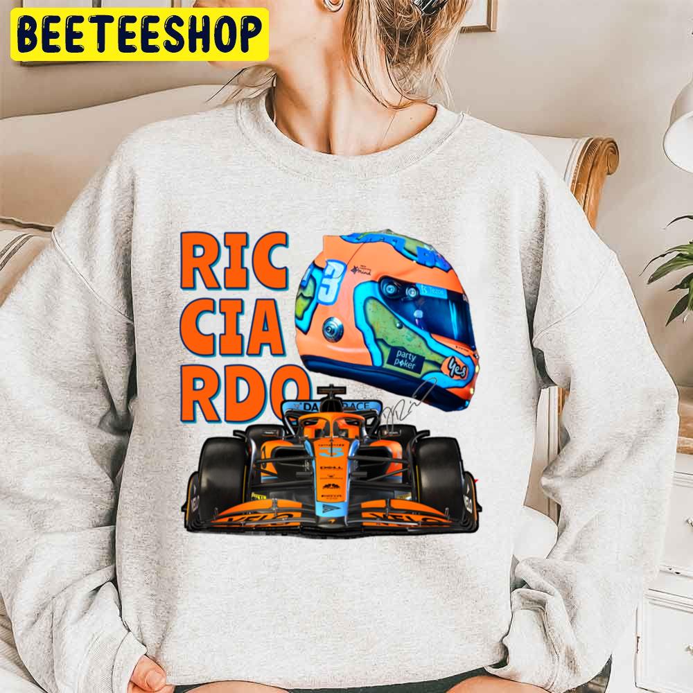 Daniel Ricciardo Helmet 2022 Of Formula 1 Mclaren Team With Mcl36 Car F1 Team Trending Unisex Sweatshirt