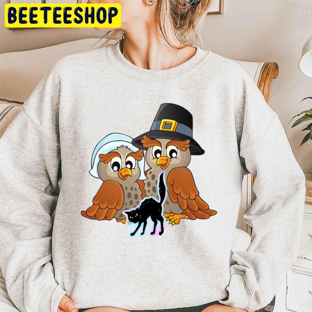 Funny Pet Owner A Cat And An Owl Trending Unisex Sweatshirt