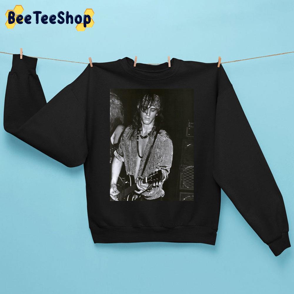 Izzy Stradlin Playing Guitar Trending Unisex Sweatshirt