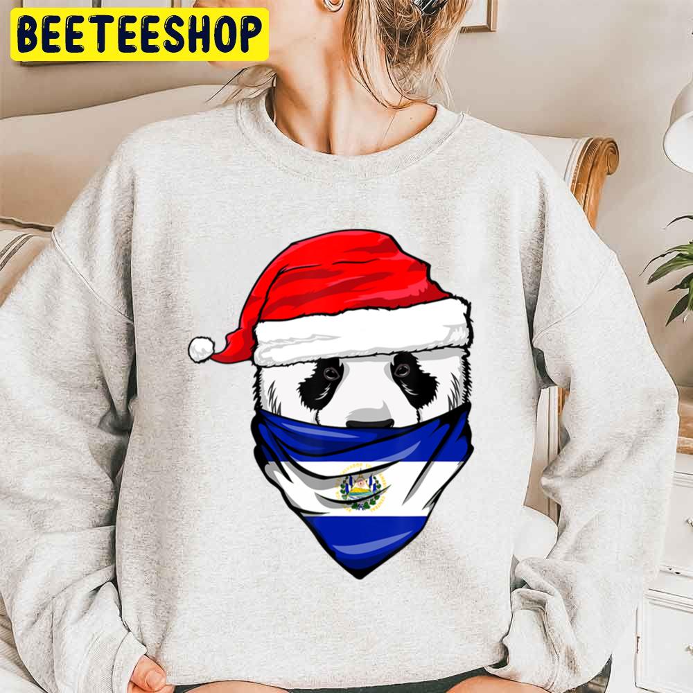 Panda In Santa’s Hat And El Salvador Flag Bandana Christmas Trending Unisex Sweatshirt