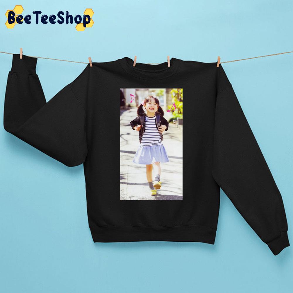 Sweet Cute Mana Chan Trending Unisex Sweatshirt