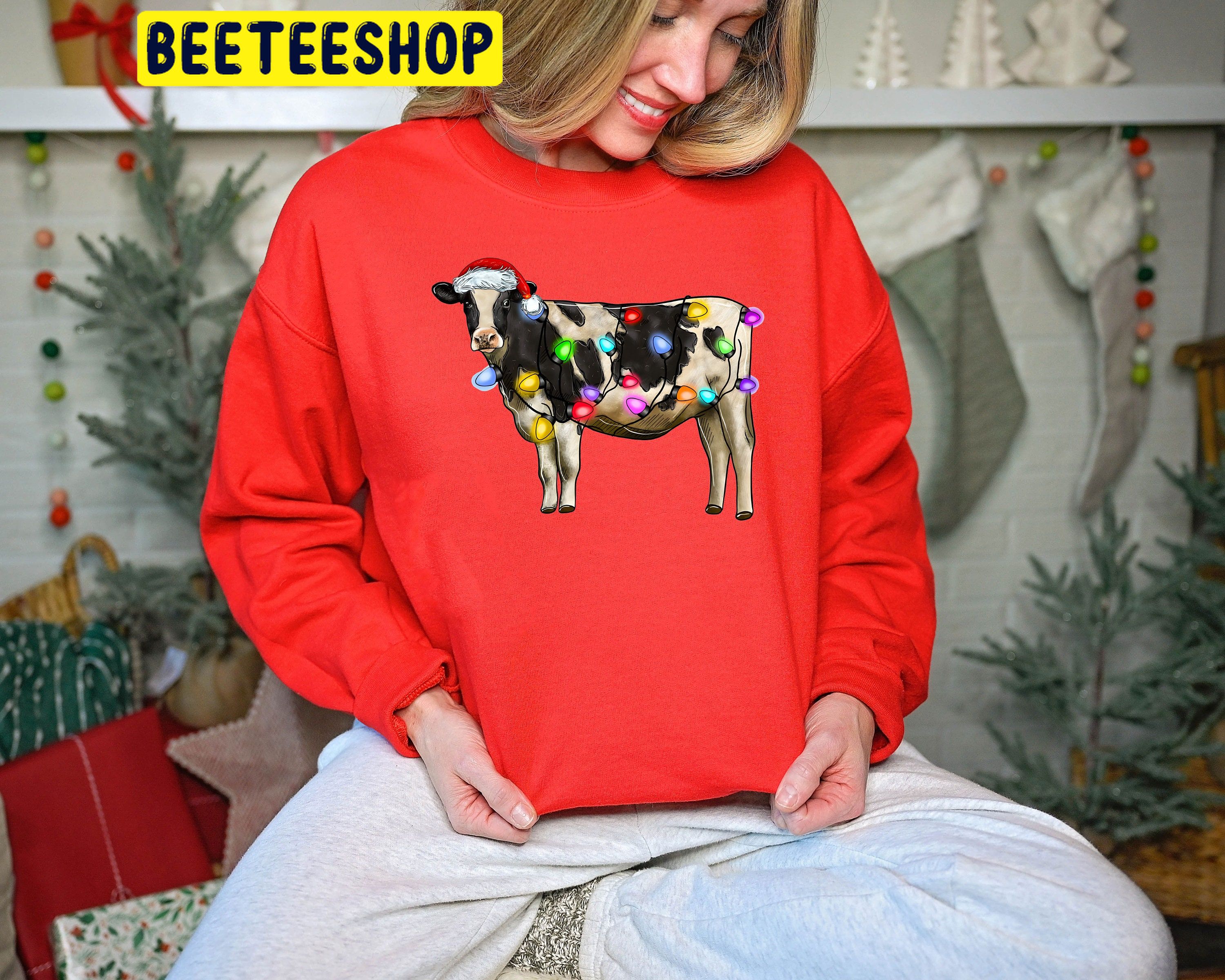 Christmas Cow Funny Cute Holiday Lover Trending Unisex Shirt