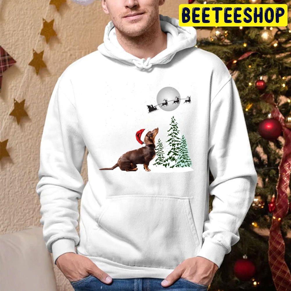 Dachshund Looking At Christmas Reindeer Funny Trending Unisex Hoodie