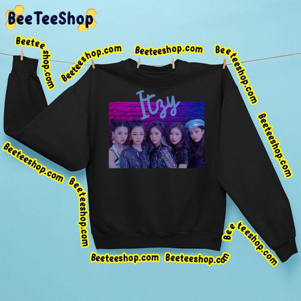 Kpop Girl Group Itzy Trending Unisex Sweatshirt