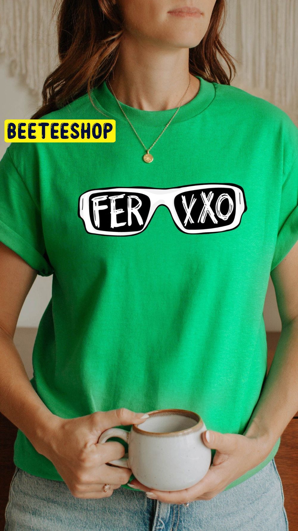 Fexxo’s Iconic White Sunglasses Grafitas On Green Trending Unisex T-Shirt