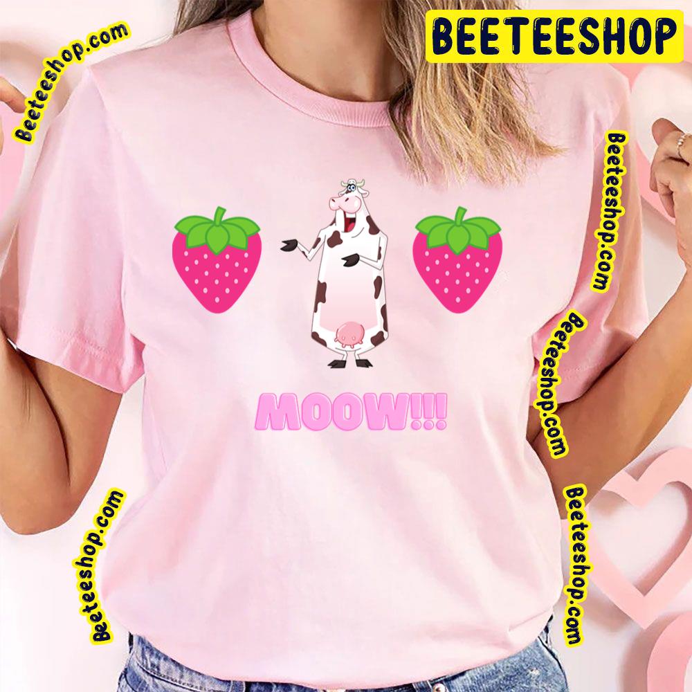 Straw Berry Cow Trending Unisex T-Shirt