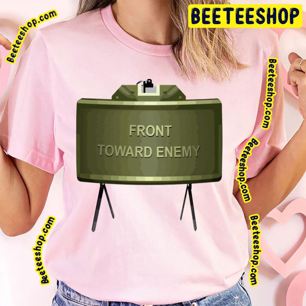 Front Toward Enemy Distressed Claymore Trending Unisex T-Shirt