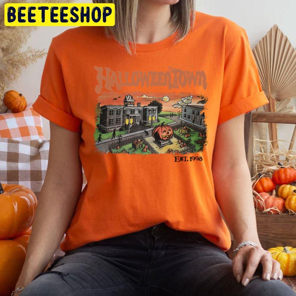 City Halloweentown Beeteeshop Trending Unisex T-Shirt