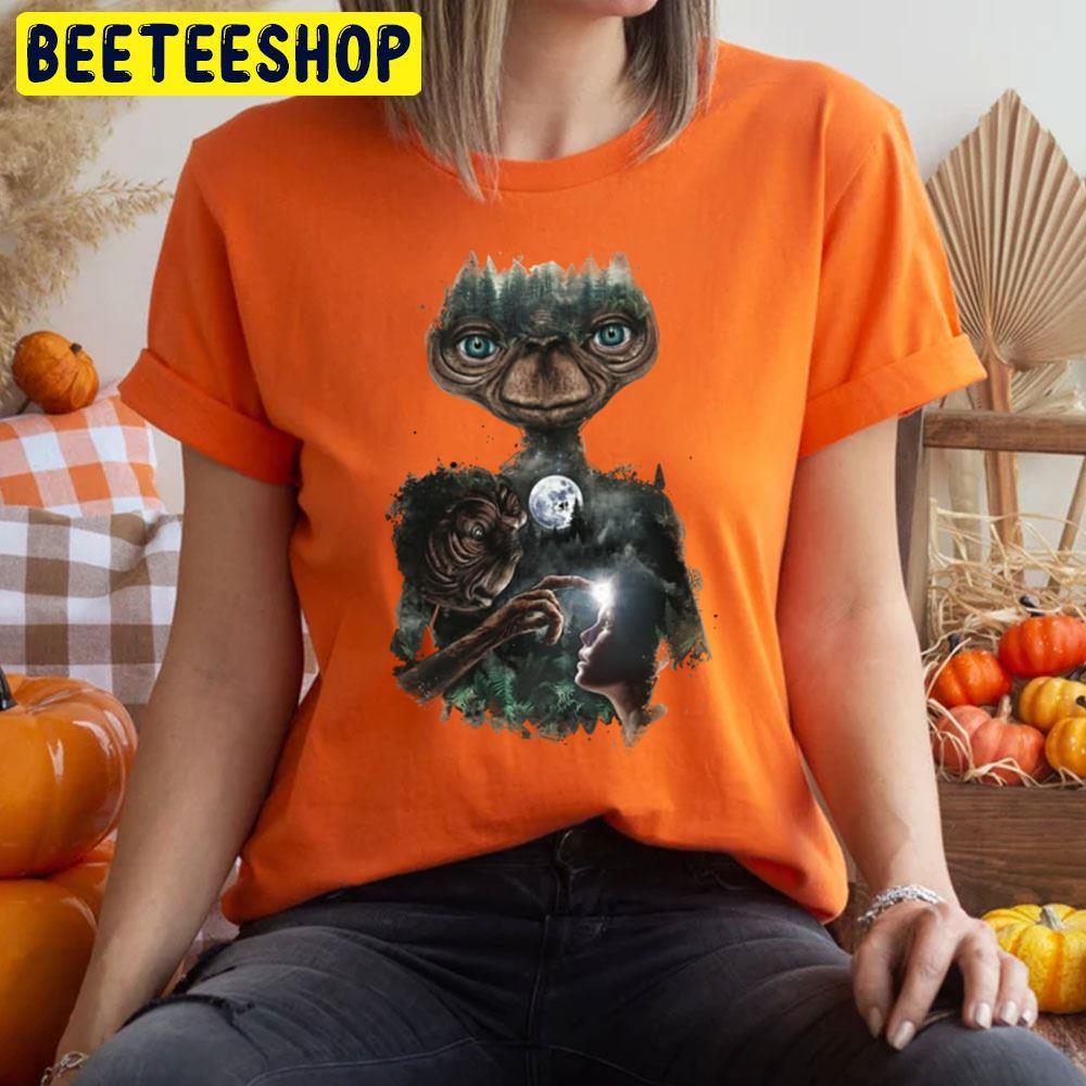 Elliot Et The Extra Terrestrial Happy Halloween Beeteeshop Trending Unisex T-Shirt