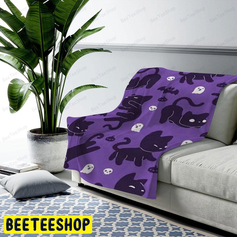 Bats Cats Halloween Pattern 246 Beeteeshop US Cozy Blanket