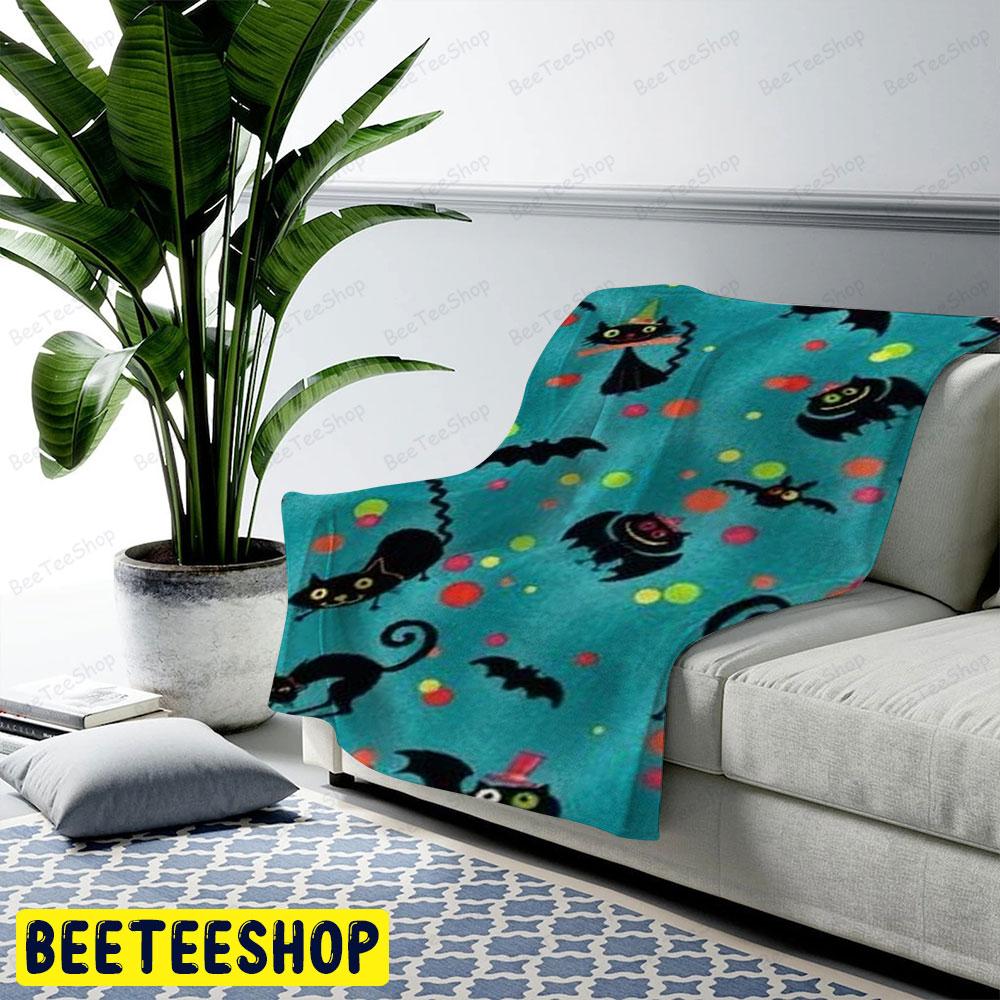 Bats Cats Halloween Pattern 322 Beeteeshop US Cozy Blanket