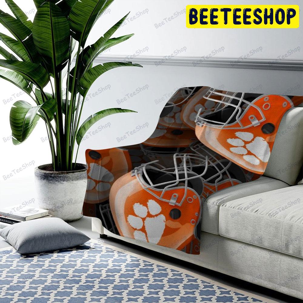 Clemson Tigers Helmets American Sports Teams Beeteeshop US Cozy Blanket