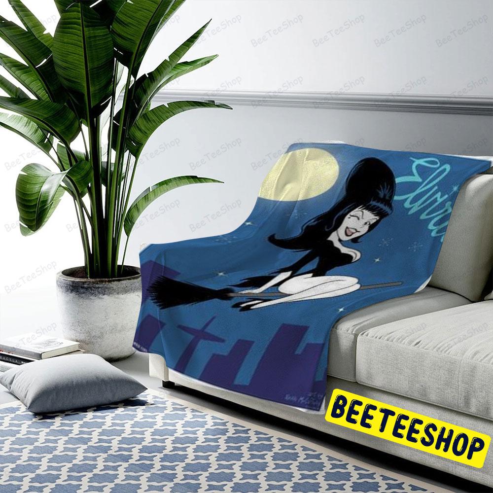 Flying Elvira Mistress Of The Dark Halloween Beeteeshop US Cozy Blanket