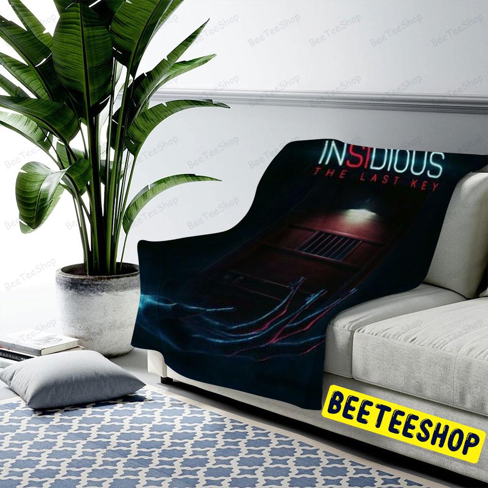 Hand Of Devil Insidious The Last Key Halloween Beeteeshop US Cozy Blanket