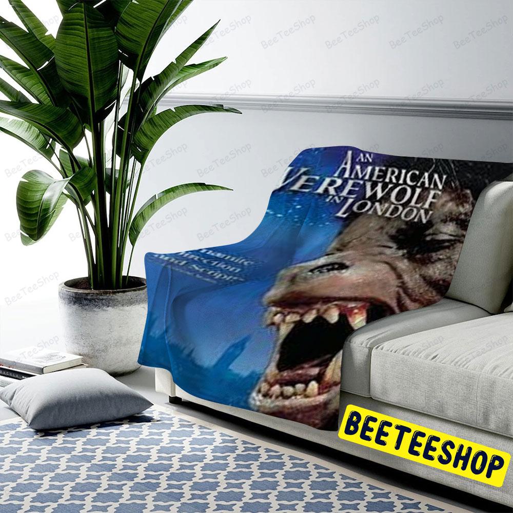 Horror Wolf An American Werewolf In London Movie Halloween Beeteeshop US Cozy Blanket