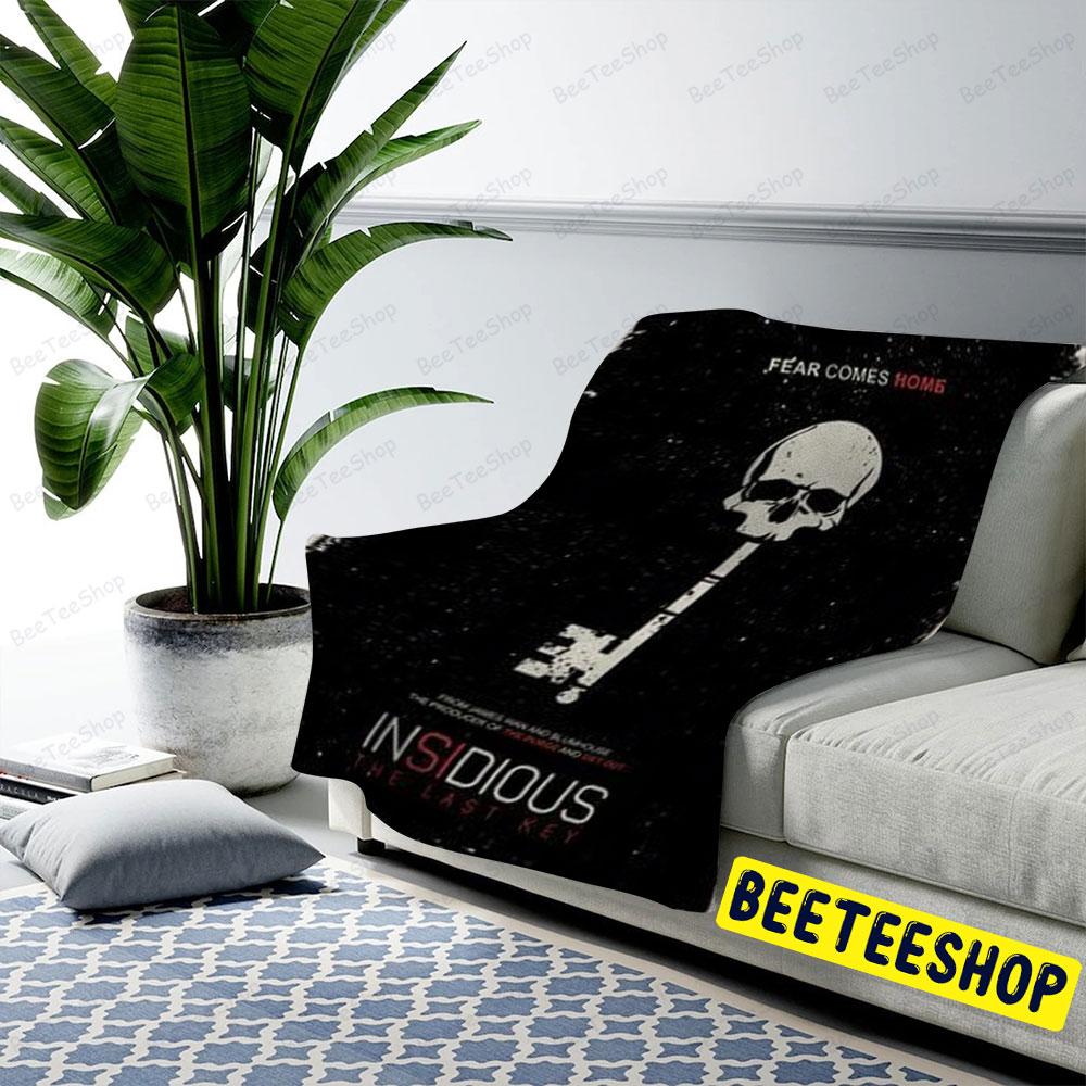 Insidious Skull Key Halloween Beeteeshop US Cozy Blanket