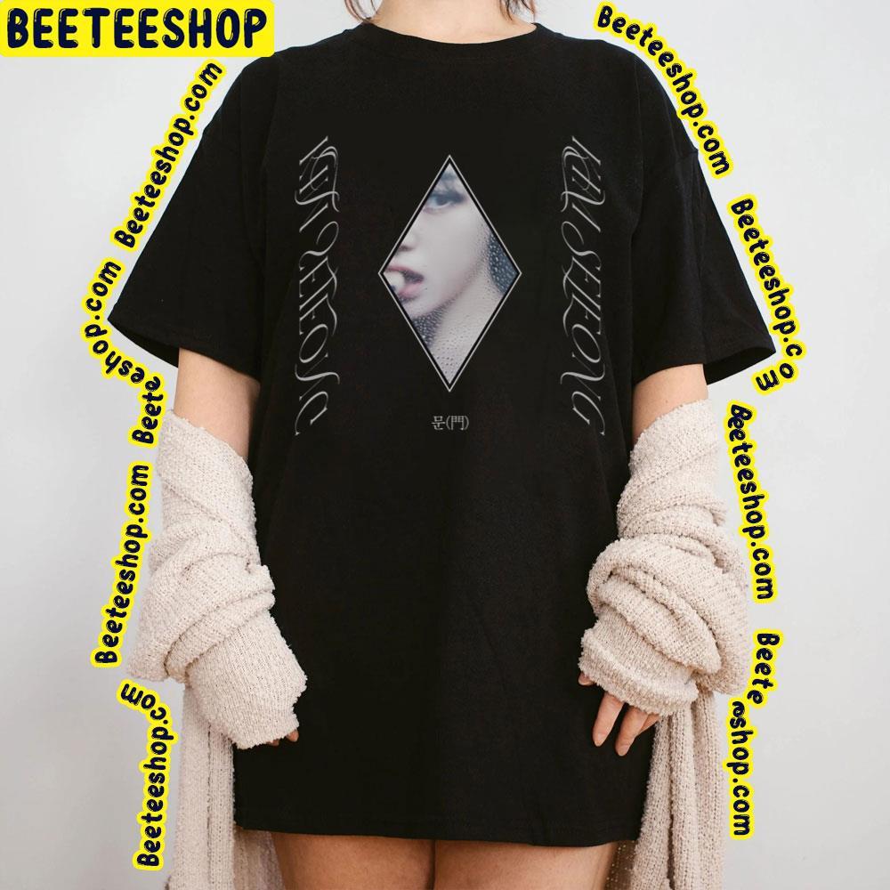 Kim Sejeong – 문(門) (Door) 2023 Album Beeteeshop Trending Unisex T-Shirt