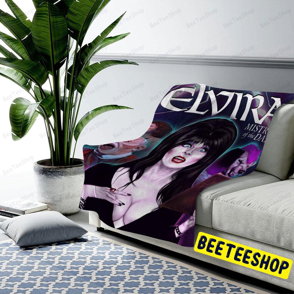 Magic Elvira Mistress Of The Dark Halloween Beeteeshop US Cozy Blanket