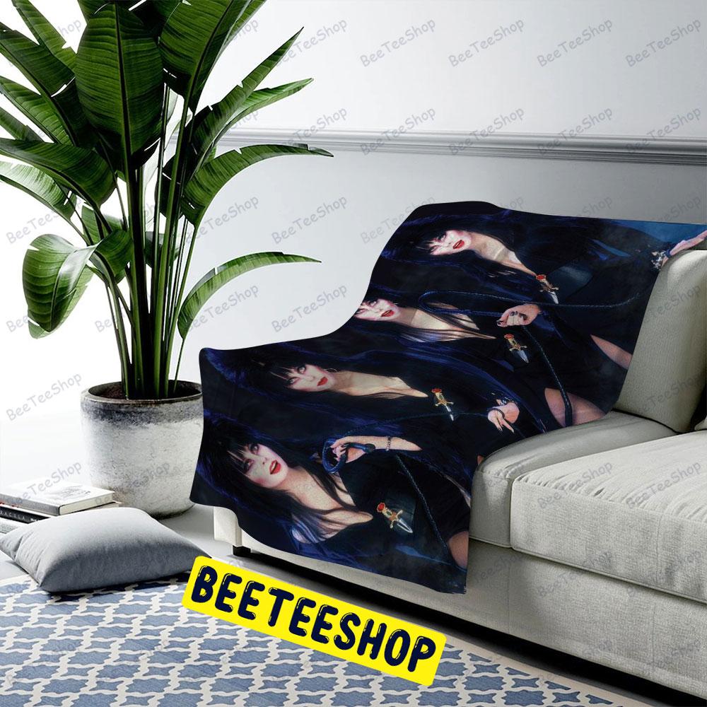 Models Elvira Mistress Of The Dark Halloween Beeteeshop US Cozy Blanket