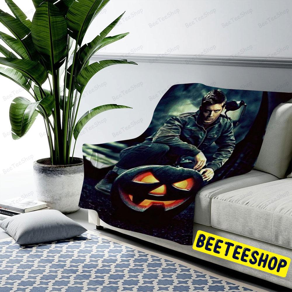 Pumpkin Supernatural Halloween Beeteeshop US Cozy Blanket