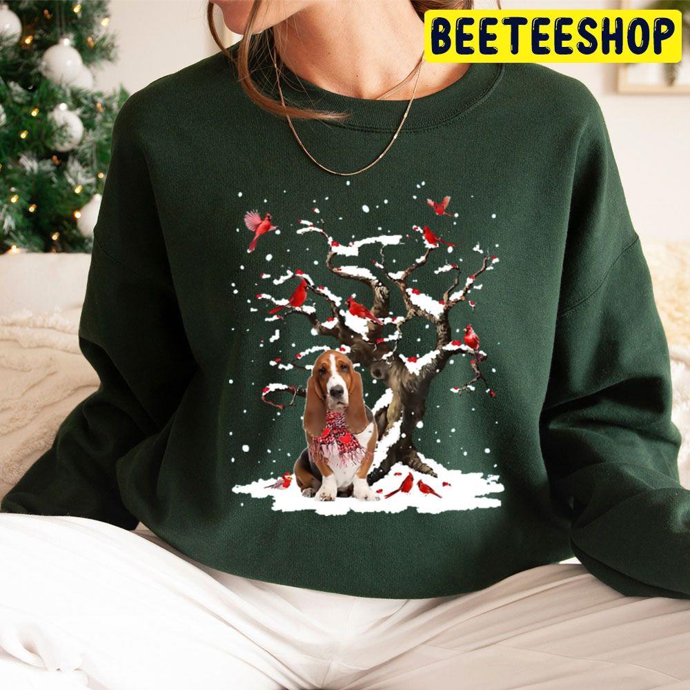 Basset Hound Scarf Cardinal Snow Christmas Beeteeshop Trending Unisex Sweatshirt