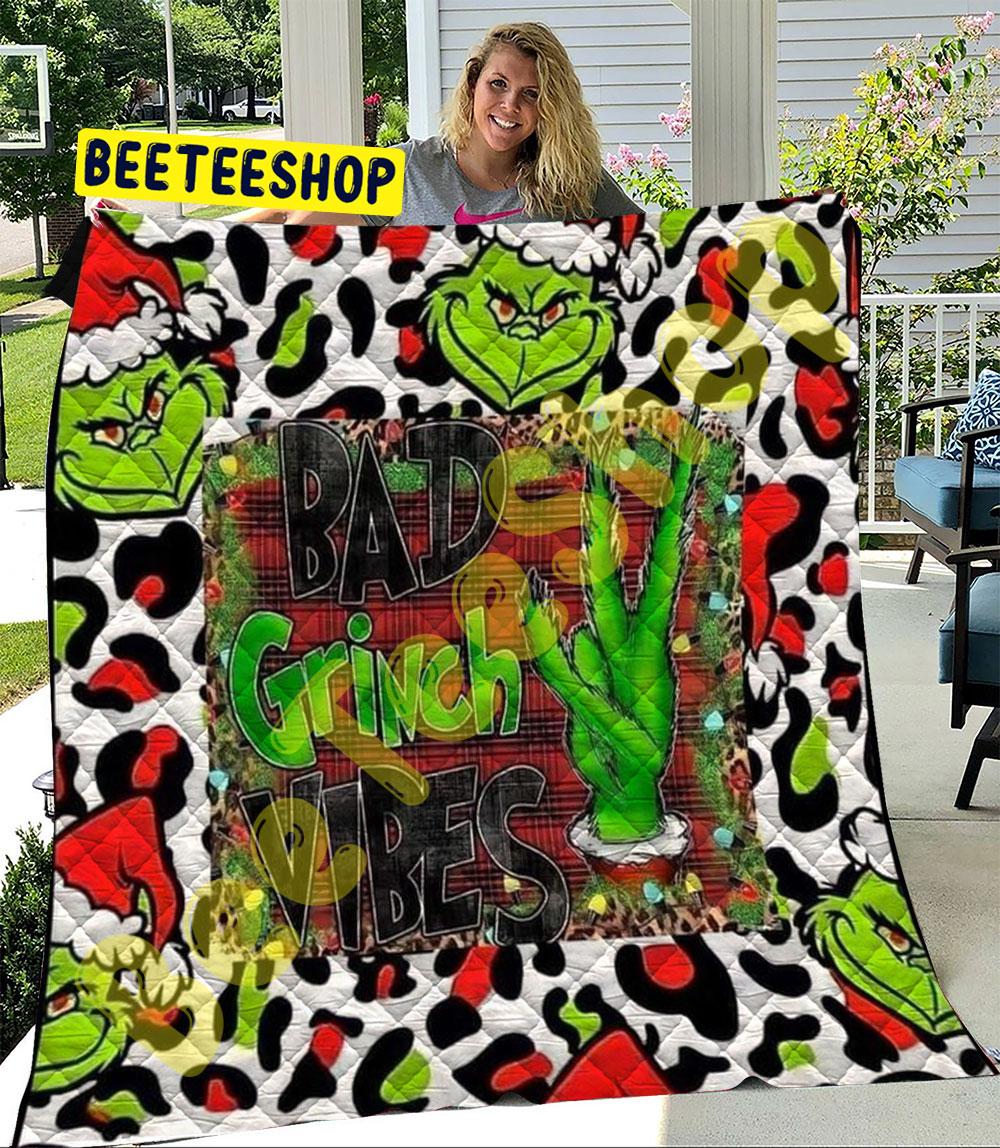 Bad Grinch Vibes Trending Quilt