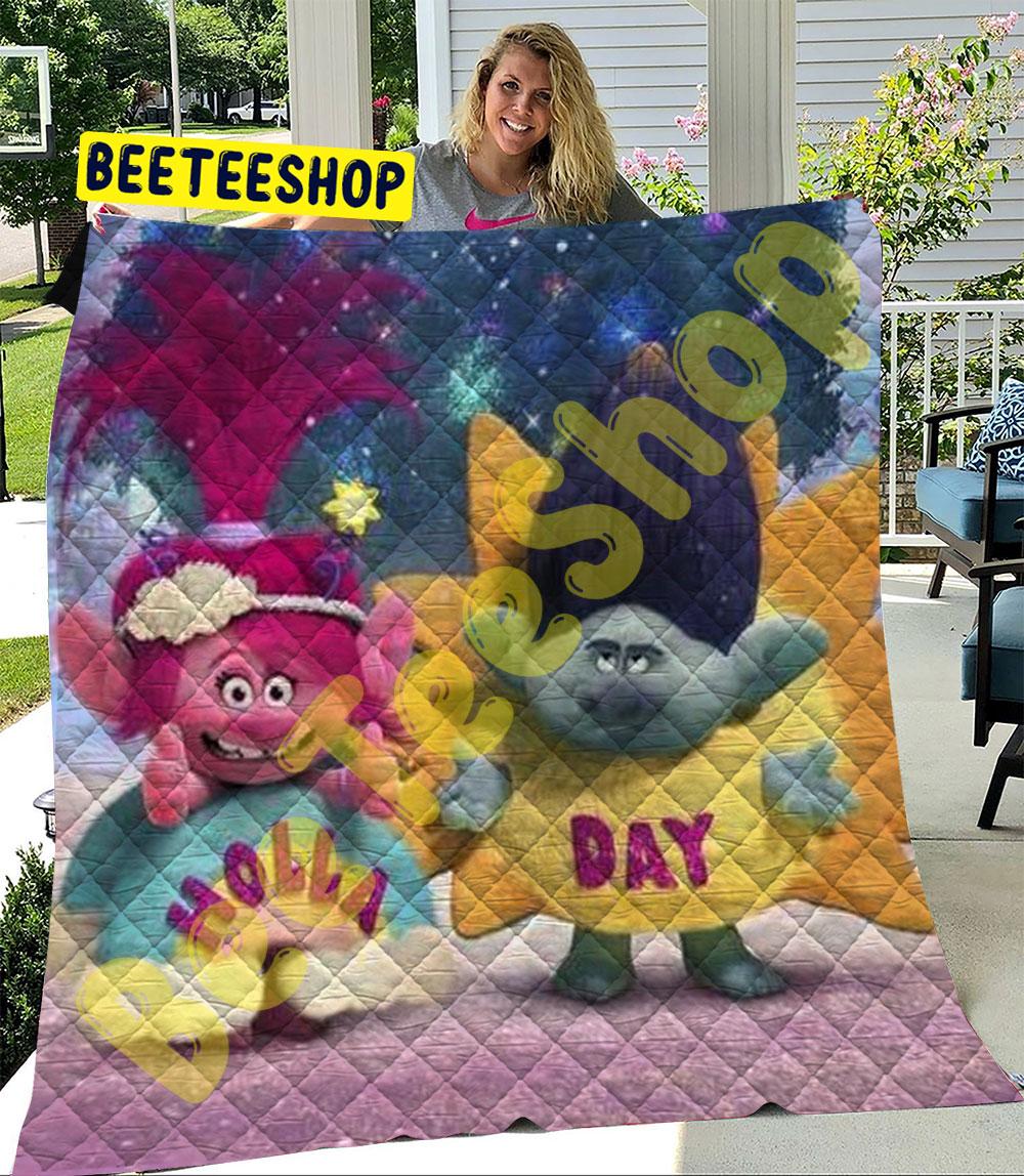 Trolls Holiday 05 Trending Quilt