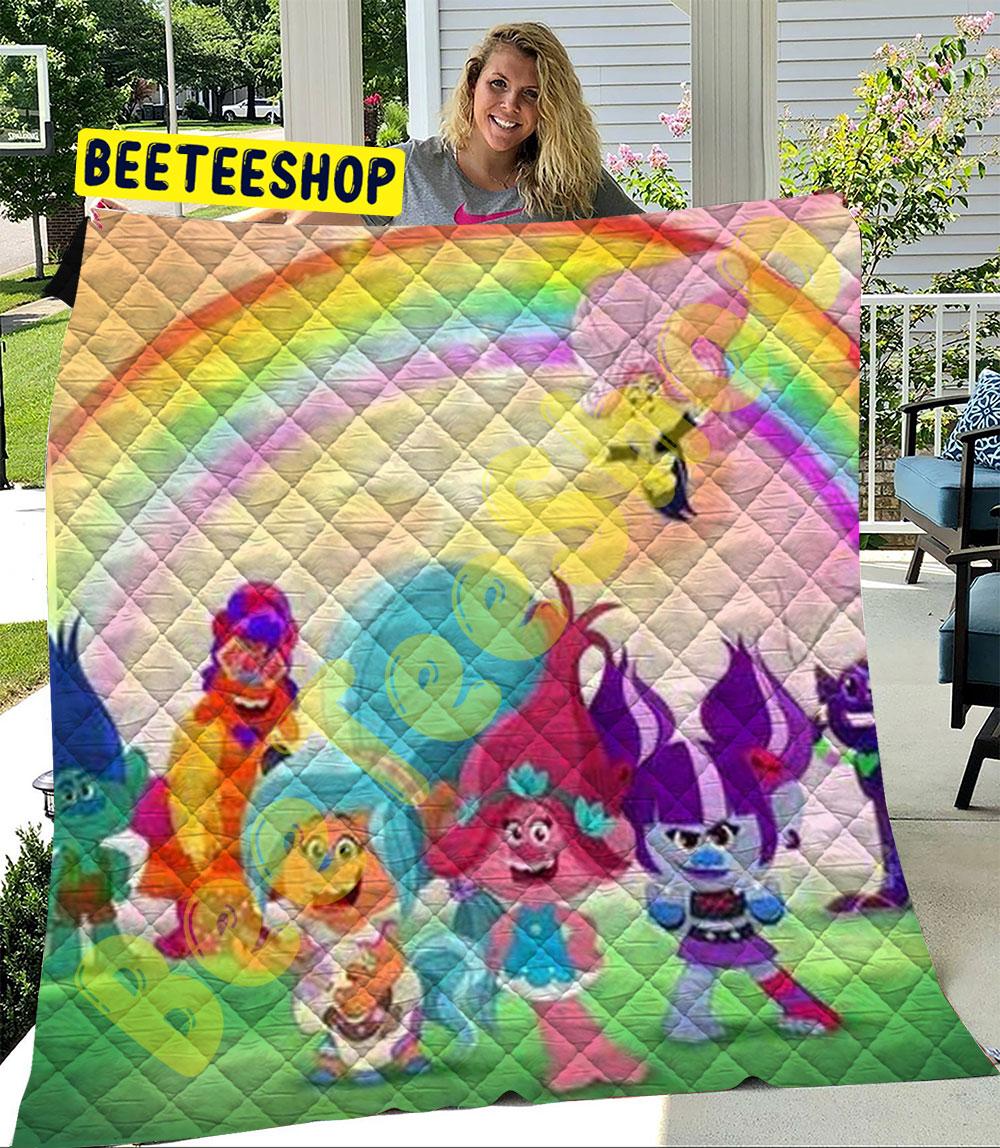 Trolls Holiday 16 Trending Quilt