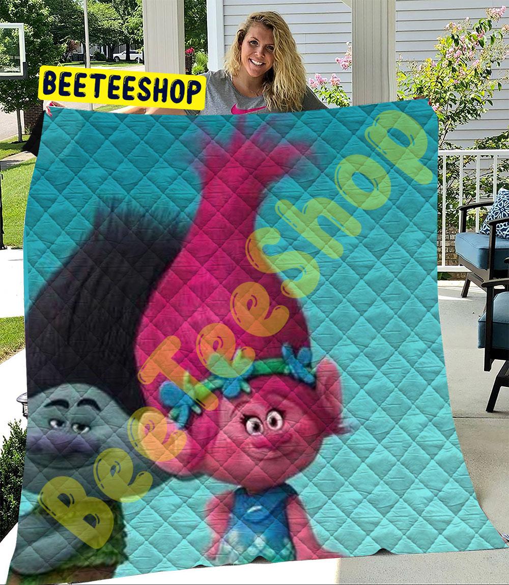 Trolls Holiday 26 Trending Quilt